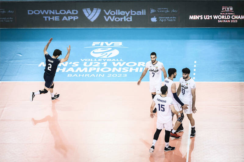 آیندهسازان والیبال چشم انتظار حمایت مسئولان