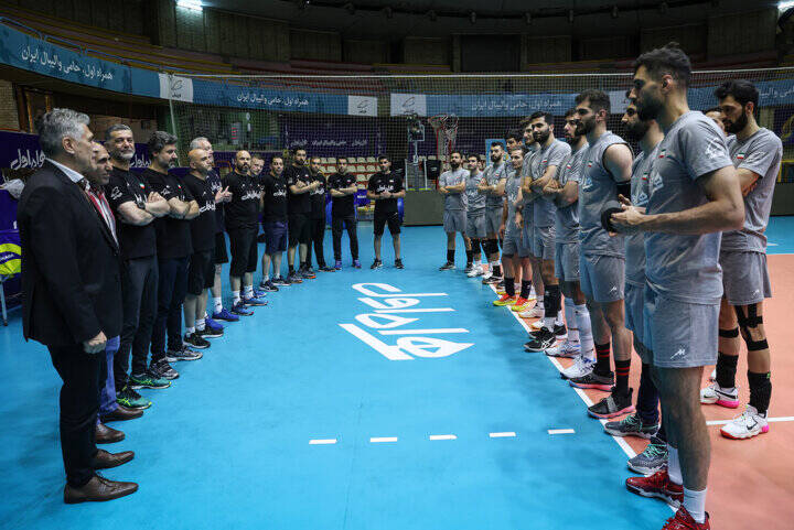 والیبال ایران در سیطره سالارهای یقهباز/ عطایی هم نتوانست