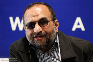 شاکری: رفتار اصلاحطلبان در پذیرش قانون اساسی دوگانه است