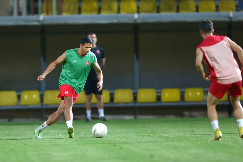 مدافع پرسپولیس به تمرینات بازگشت +عکس