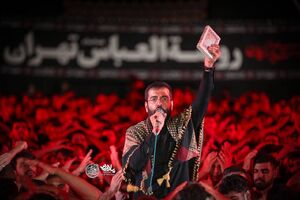 صوت/ شب چهارم محرم با نوای حسین سیب سرخی میزبانی روضهالعباسیها از شهید مدافع امنیت