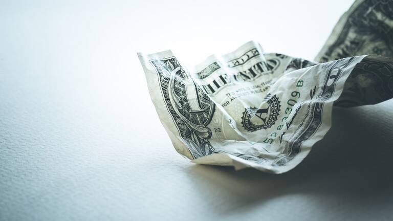 ۳ دلیل فاصله گرفتن کشورها از دلار