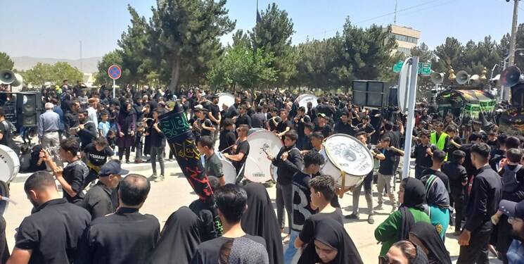 هرچه بالا رفت پایین آمد، اِلا پرچمت!