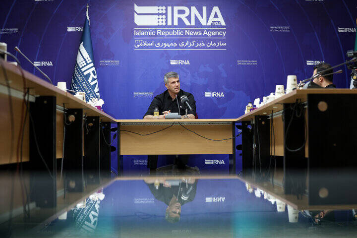 به بازیکنانم خودرو بدهند/ از پسرم معذرت میخواهم