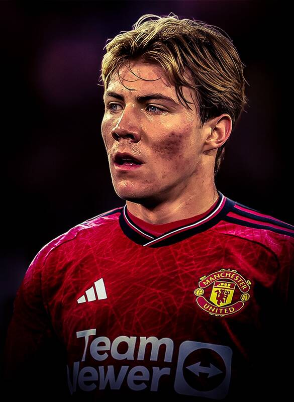 مهاجم ۷۰ میلیون یورویی در منچستریونایتد +عکس