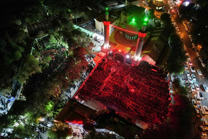 جمعیت استثنایی مردم در مجالس، محرم 1402 را بیادمانی کرد + عکس و فیلم 21