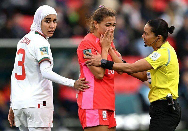 گاف‌های عباس عبدی درباره خبر یک زن فوتبالیست