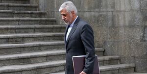 رئیسجمهور با استعفای وزیر ورزش موافقت کرد