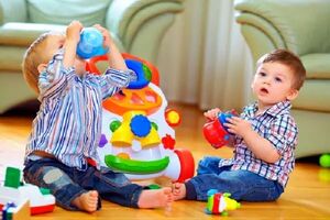 کوتاهی یا بلندی مو در رشد قد کودک تاثیر دارد؟ کوتاهی یا بلندی مو در رشد قد کودک تاثیر دارد؟