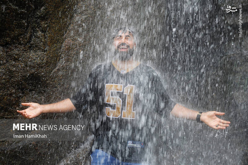 عکس/ فرار از گرما به آبشار گنجنامه همدان
