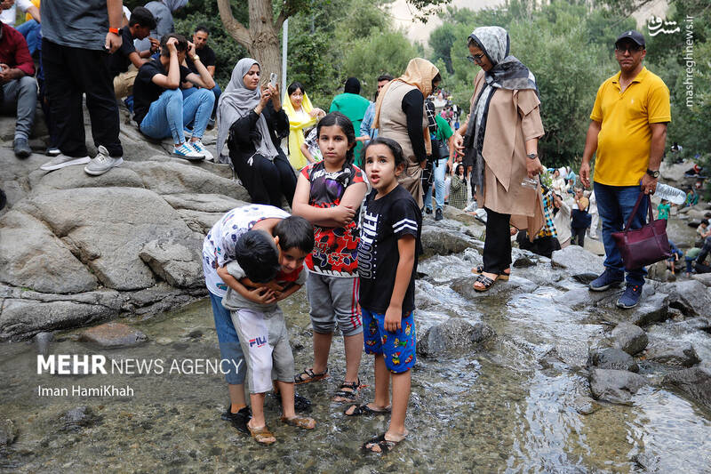 عکس/ فرار از گرما به آبشار گنجنامه همدان