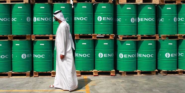 عربستان همچنان عرضه نفت خود را کم می کند