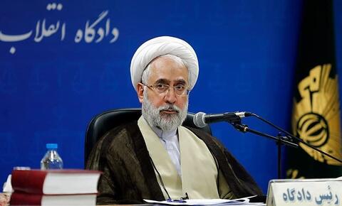 جنگ تنها عامل "گرانی" نیست/ حمایت قضات کهنهکار از رویکرد اقتصاددانهای نخبه