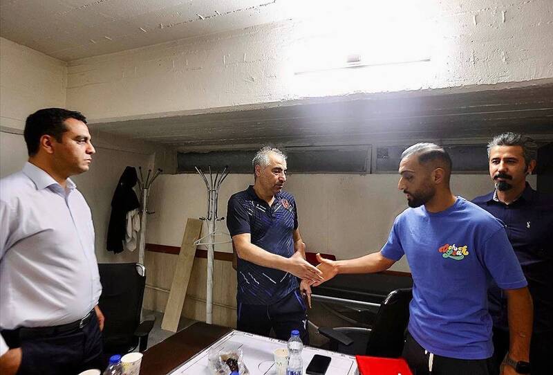 ابراز پشیمانی هافبک مس با دلجویی از ساکت الهامی +عکس