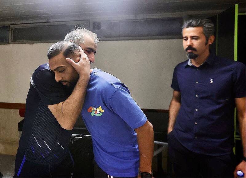 ابراز پشیمانی هافبک مس با دلجویی از ساکت الهامی +عکس