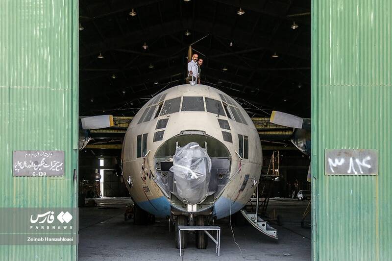 کوتاه قامتان ایرانی بهترین تعمیرکاران هواپیمای جنگی+ عکس