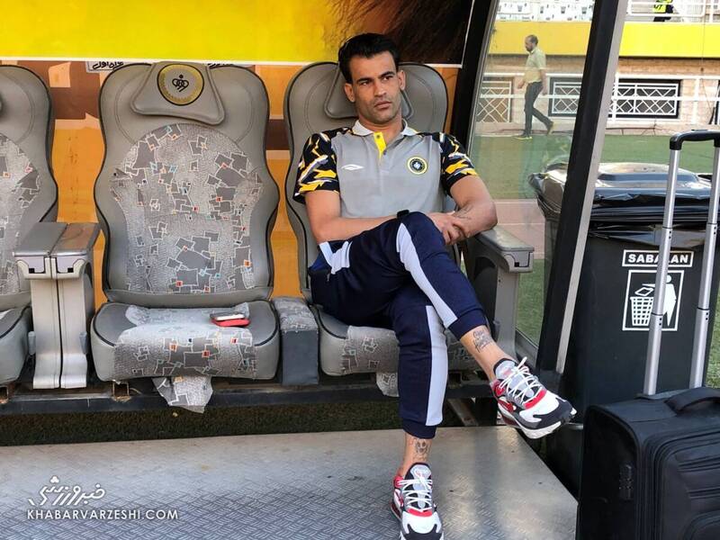 عکس/ چهره ناراحت آلکثیر روی نیمکت سپاهان