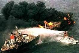 فیلم/ نجات ۲۲ خدمۀ کشتیِ خارجی در خلیج فارس نجات ۲۲ خدمۀ کشتیِ خارجی در خلیج فارس