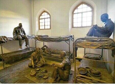 چهل سال همسایگی با زندان و زندانی و زندانبان!