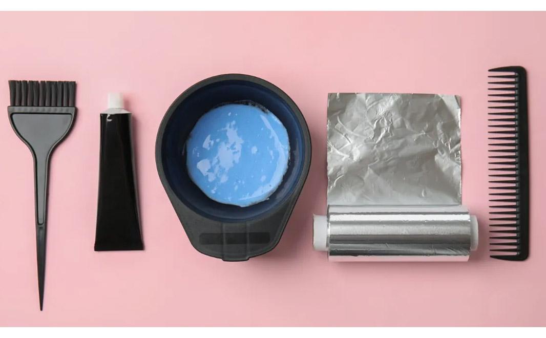 آیا رنگ مو بدون آمونیاک برای موهای با پایه تیره مناسب است؟