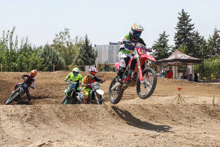 بانوی موتورسوار ایرانی: جزو ۱۰ نفر برتر جهان خواهم شد