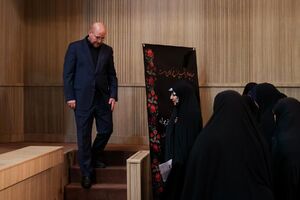 پاسخ قالیباف به یک سؤال مهم؛ تأثیر اقدامات مجلس کجاست!؟ / قوچانی؛ قمر تازهای که به دور حجاریان میچرخد