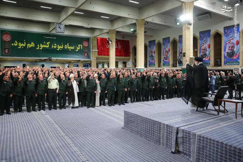 سپاه بزرگترین سازمان ضد تروریستی در همهی دنیاست/ باید مراقب باشیم در شناخت دشمن اشتباه نکنیم
