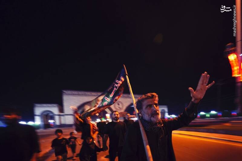 تصاویری از تداوم راهپیمایی زائران کربلاء از دورترین نقطه بصره