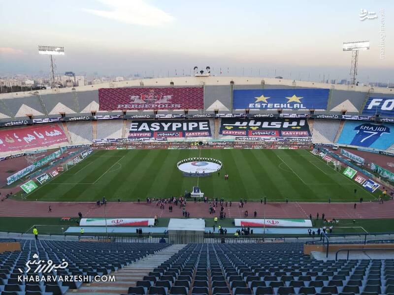 همه با فوتبال کِیف میکنند غیر از عاشقانش/ باز هم میلیونها هوادار پشت در آزادی ماندند