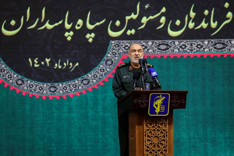 فرماندهان در بیستوچهارمین مجمع مسئولان سپاه چه گفتند؟