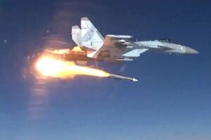حمله شبانه جنگنده‌های روس به مواضع تروریست‌ها در ادلب سوریه