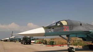 نزدیک شدن جنگنده آمریکایی به جنگنده روسیه در آسمان سوریه
