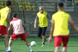 یحیی گلمحمدی در آستانه جاودانه شدن با پرسپولیس