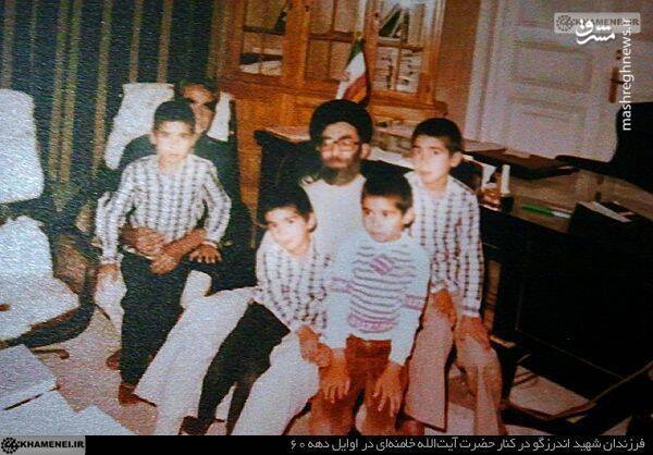 عکس/ فرزندان شهید اندرزگو در کنار آیتالله خامنهای