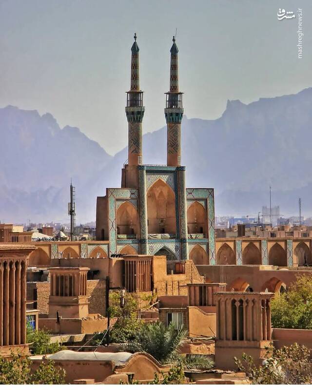 قابی دیدنی از مجموعه امیرچقماق یزد 2
