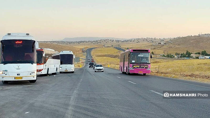 تردد زائران کربلا از مرز مهران