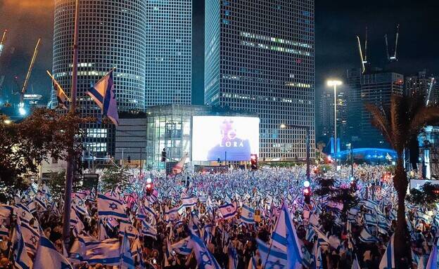 سی و چهارمین هفته اعتراضات در سرزمین های اشغالی/ اسرائیل در حال خونریزی است+ عکس