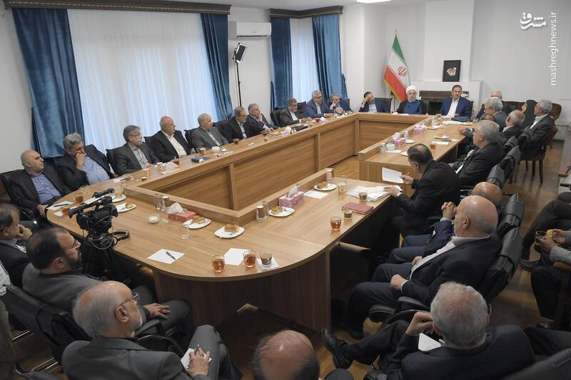 در جلسات ستاد انتخاباتی حسن روحانی چه میگذرد؟ / رونمایی از پروژه آمدنیوز 2 در تهران! 2