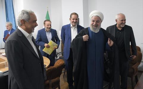 "پوپولیسم برجامی روحانی" علیه مجلس خبرگان/ آنچه روحانی درباره قانون و انتخابات نمی‌داند