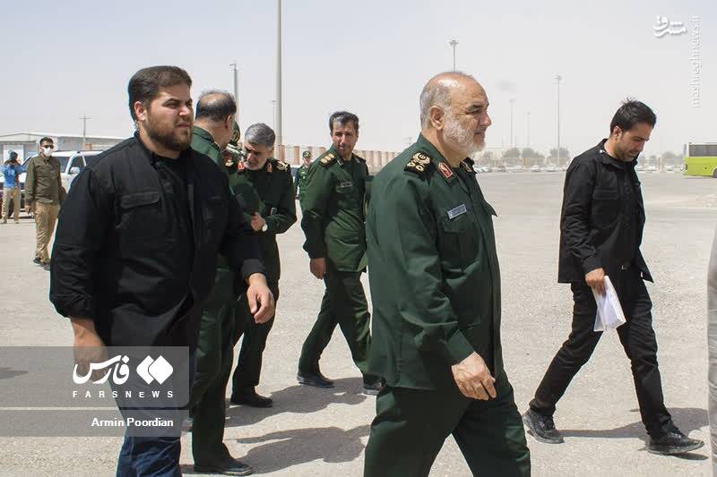 عکس/ بازدید فرمانده کل سپاه از مرز مهران