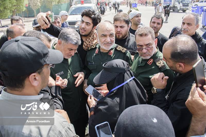 عکس/ بازدید فرمانده کل سپاه از مرز مهران