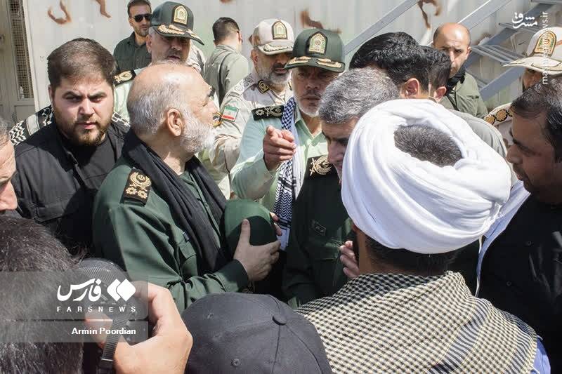 عکس/ بازدید فرمانده کل سپاه از مرز مهران