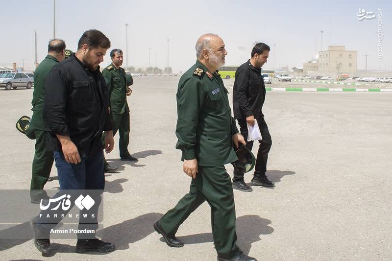 عکس/ بازدید فرمانده کل سپاه از مرز مهران