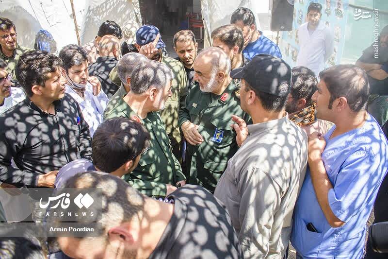 عکس/ بازدید فرمانده کل سپاه از مرز مهران