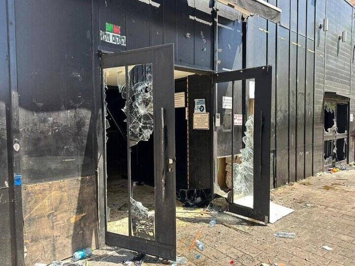 سرکوب شدید پناهجویان اریترهای در تلآویو/ ۱۲نیروی پلیس زخمی شدند