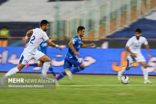 کادر فنی تیم ملی انتقادپذیر باشد/ آمدن VAR به فوتبال یک رویا است