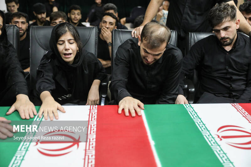 مراسم وداع با پیکر مطهر جهادگر شهید یحیی رستمی بعدازظهر امروز دوشنبه ۱۳ شهریور ماه ۱۴۰۲ با حضور خانواده شهید و مردم در معراج شهدای تهران برگزار شد