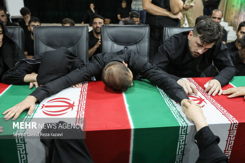 مراسم وداع با پیکر مطهر جهادگر شهید یحیی رستمی بعدازظهر امروز دوشنبه ۱۳ شهریور ماه ۱۴۰۲ با حضور خانواده شهید و مردم در معراج شهدای تهران برگزار شد