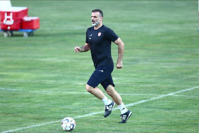 گلمحمدی در تمرین پرسپولیس پا به توپ شد +عکس