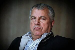فیلم / هم زدن نذری توسط علی پروین در مراسم اربعین